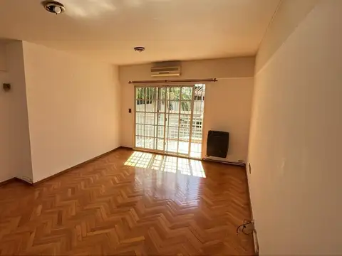 2 AMB AMPLIO Y LUMINOSO A METROS DE ALVEAR