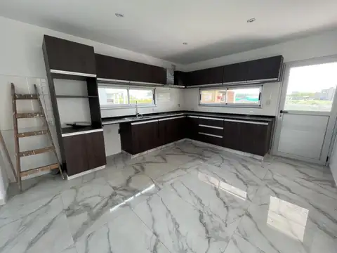 Casa en Venta en Belen de Escobar, USD 370.000