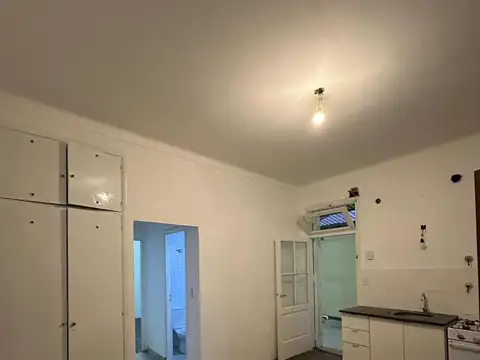 Depto Tipo Casa en Venta en Parque Chacabuco, USD 95.000