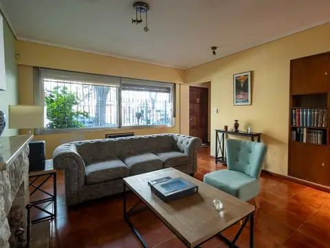 CASA EN VENTA 5 AMBIENTES EN NÚÑEZ CON JARDIN