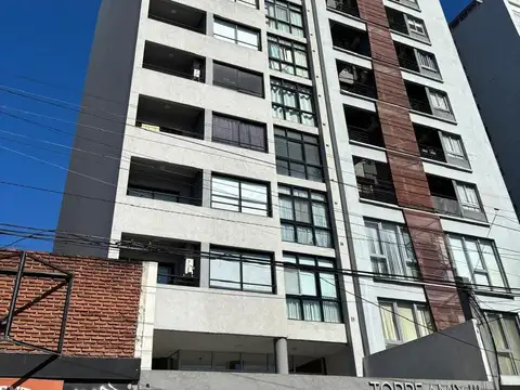 Oficina céntrica con amplio acceso