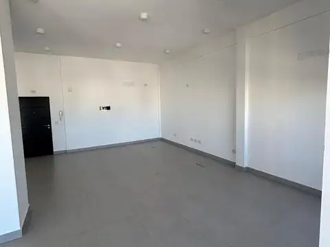 Oficina céntrica con amplio acceso