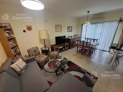 Depto. 2 Amb. con Cochera