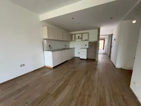 Departamento 4 ambientes con 1 baño