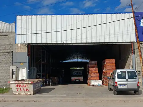 Venta: Galpon De 500 M2 Cubiertos - Loma Hermosa