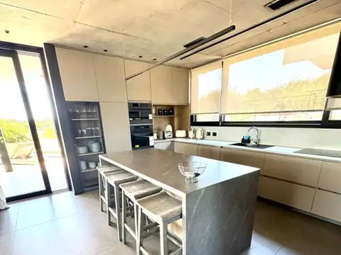 Casa en Venta al Este