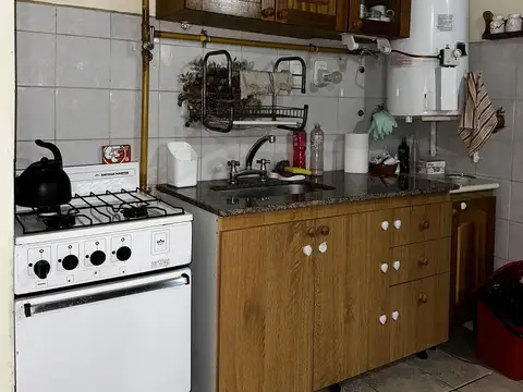 Depto Tipo Casa 2 ambientes con 1 baño