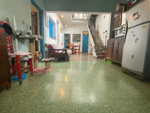 Venta Casa 3 ambientes c/local y cochera PRECIO REBAJADO OPORTUNIDAD- Villa Lugano