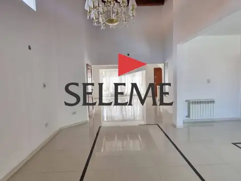 Casa en Alquiler de 3 dormitorios