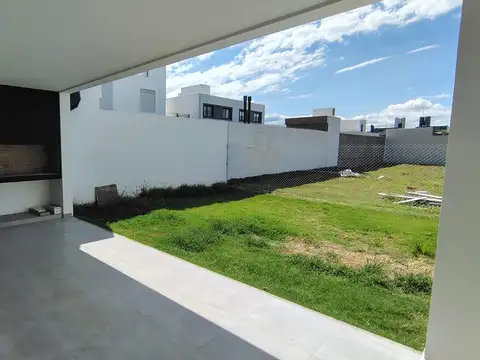 VENTA DUPLEX DOCTA URBANIZACION CORDOBA