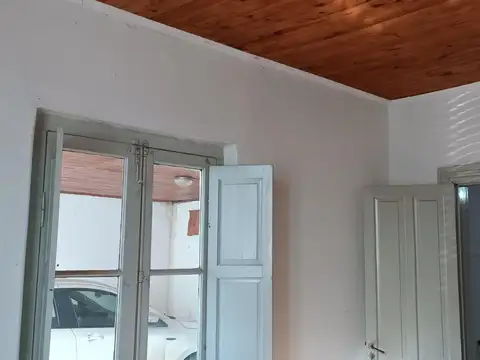 Casa y local. Apto profesional.