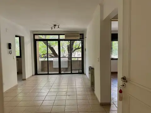 Casa en Alquiler de 1 dormitorio