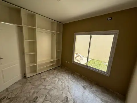 Casa en Venta en Lobos, USD 98.000