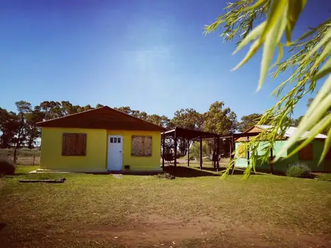 Complejo de casas - 4 Dormitorios 4 Baños - Cochera - Pehuencó