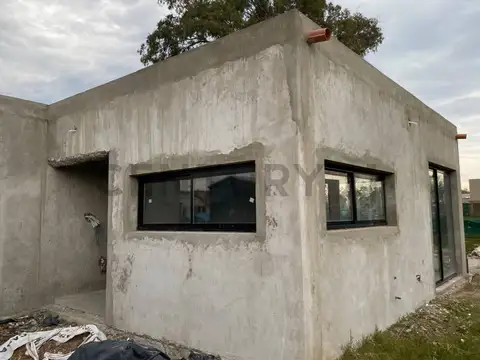 CASA CON PILETA EN SANTA SOFIA FINANCIACION