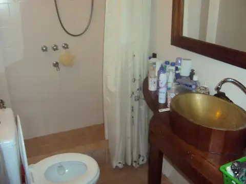 Depto Tipo Casa en Venta 75 años
