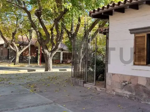 ANZORENA 600, Piso 0