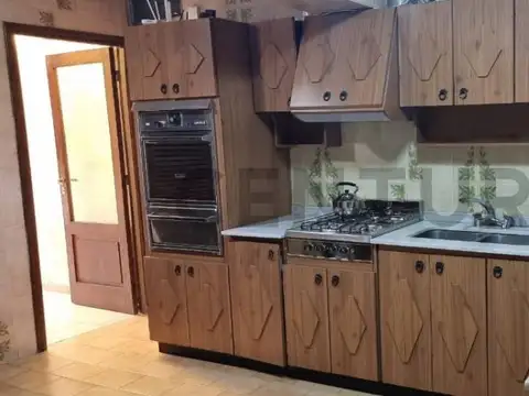 Casa en Venta en Godoy Cruz, USD 130.000