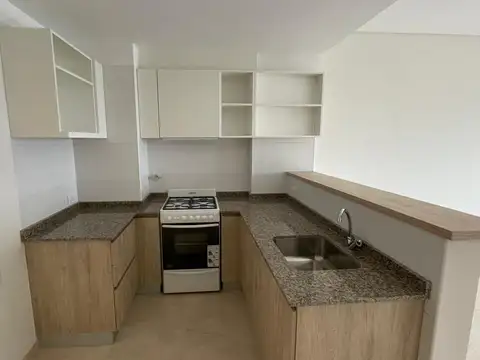 Departamento en Alquiler en Quilmes, $ 800.000