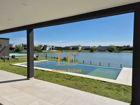 Casa en Venta al Noroeste