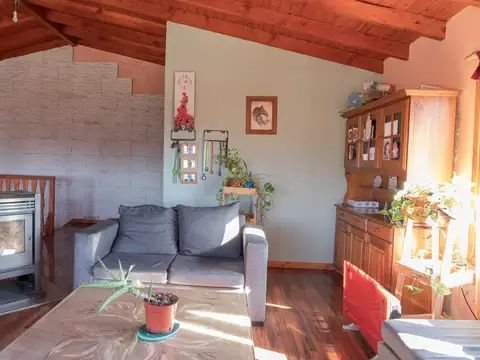 Casa 4 ambientes con 1 baño