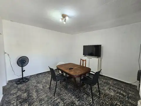 VENTA Casa de 3 ambientes Del Viso - Jardín
