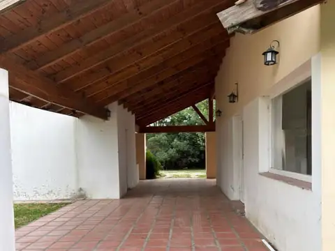 Casa en Venta con 1 cochera