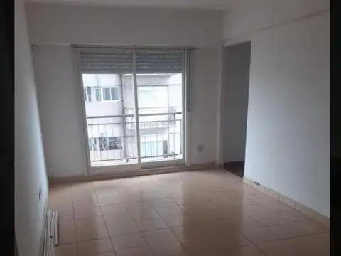 Dos ambientes al frente apto profesional Ramos mejia norte