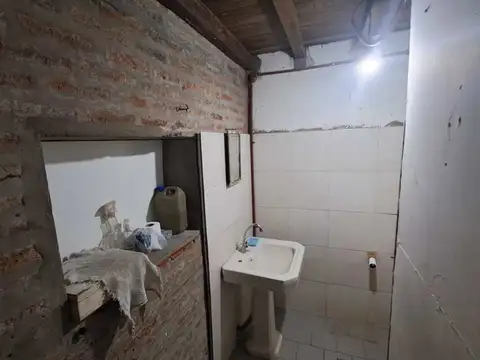 Galpon en Venta en Lomas de Zamora, USD 80.000