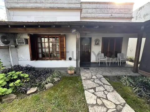 Casa en Venta en El Palomar, USD 82.000
