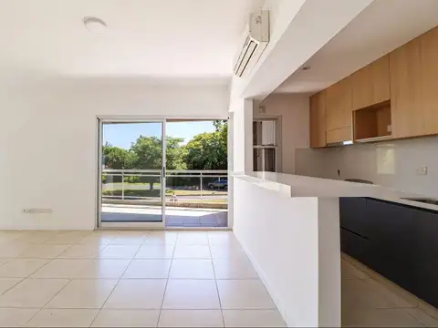 Departamento en Venta en Troncos del Talar, USD 235.000