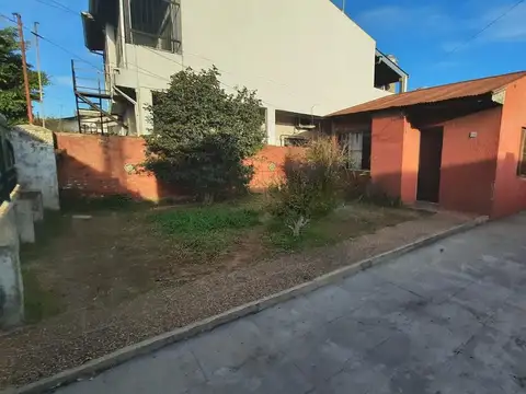 VENTA CASA 3 AMBIENTES VILLA BALLESTER A RECICLAR