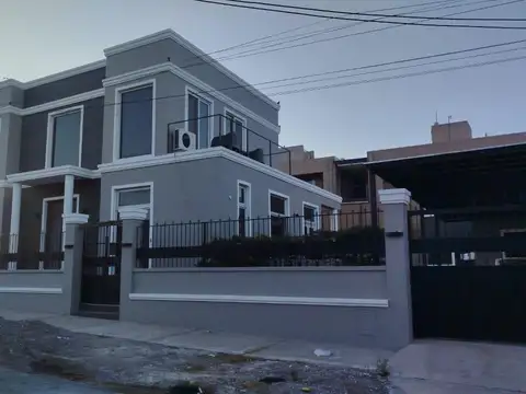 Casa en venta - Zona Maristas - Frente a Dalvian