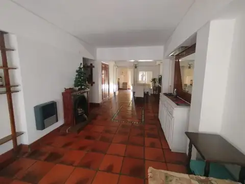 Avenida 79 200