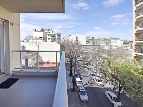 Venta Depto 2 ambientes C/ Balcon Monte Castro