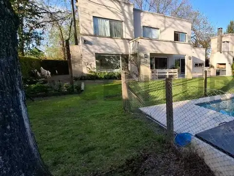 Casa en Alquiler en Bella Vista, USD 2.000