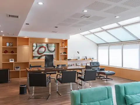 Piso exclusivo de oficinas con cohera en edificio Centrum