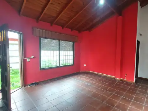 Depto Tipo Casa en Alquiler de 2 dormitorios