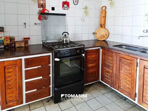 Casa 5 ambientes con 3 baños