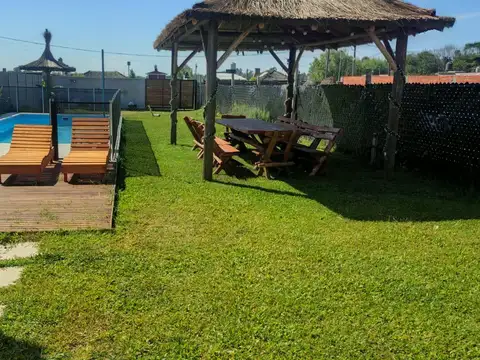 Casa en Venta con 1 cochera