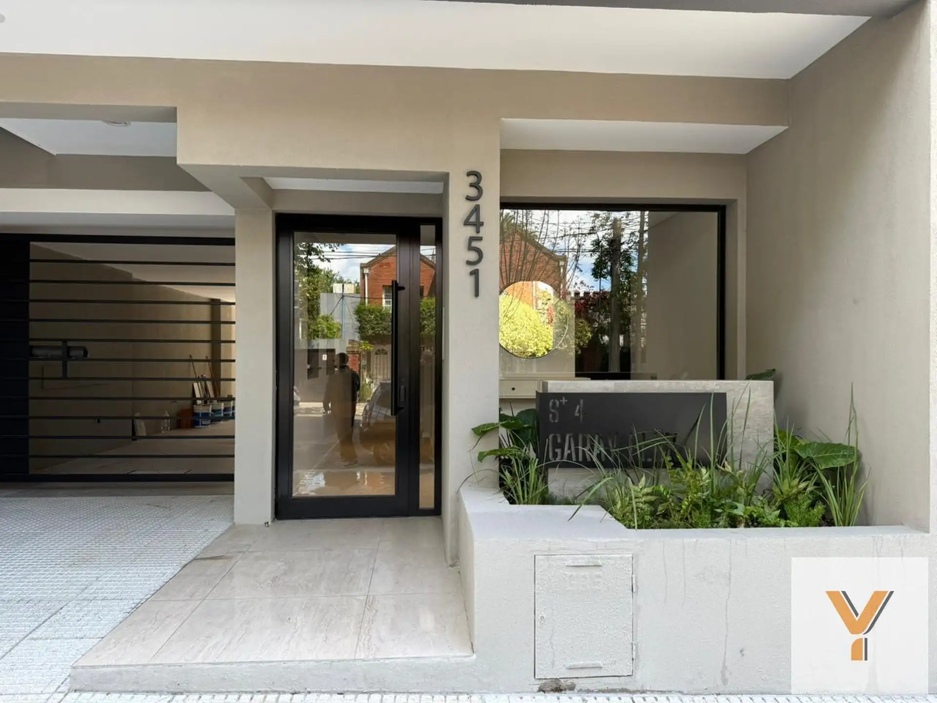 Depto 2 amb, 51m² con balcón y cocina equipada