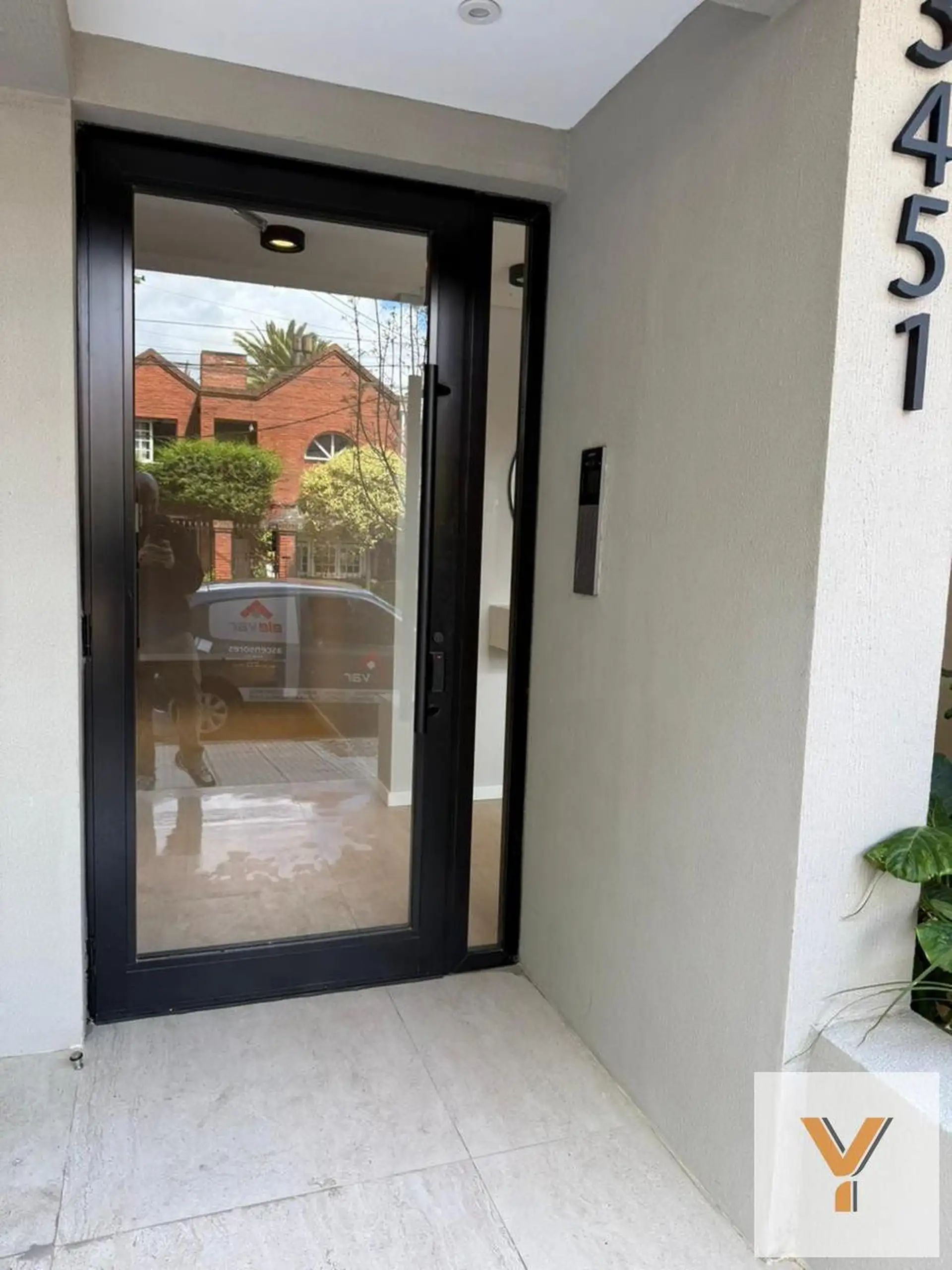 Depto 2 amb, 51m² con balcón y cocina equipada
