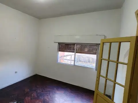 Depto Tipo Casa en Alquiler en Villa Lugano, $ 850.000