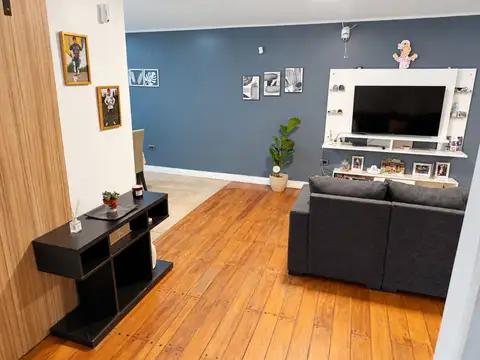 Casa 5 ambientes con 2 baños