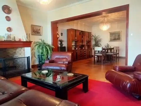Casa en Venta de 5 dormitorios