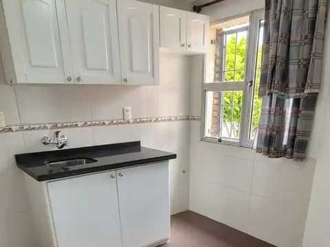 Departamento 4 ambientes con 1 baño