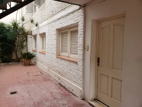 José Antonio De Sucre 1400, Piso PB