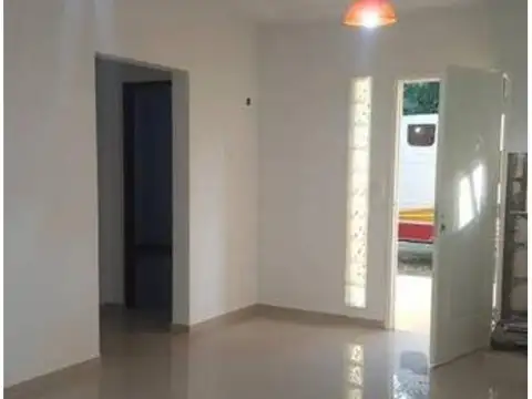 Casa en Venta con 4 cocheras