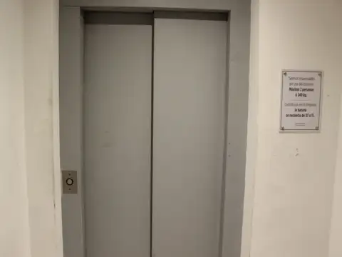 Gral J J De Urquiza 4700, Piso 3