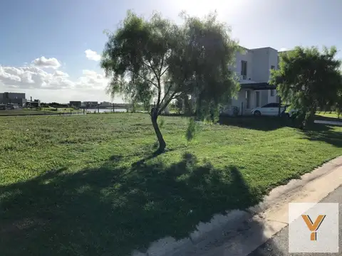 Terreno en Venta en Countries y Barrios Cerrados en Escobar, USD 82.000